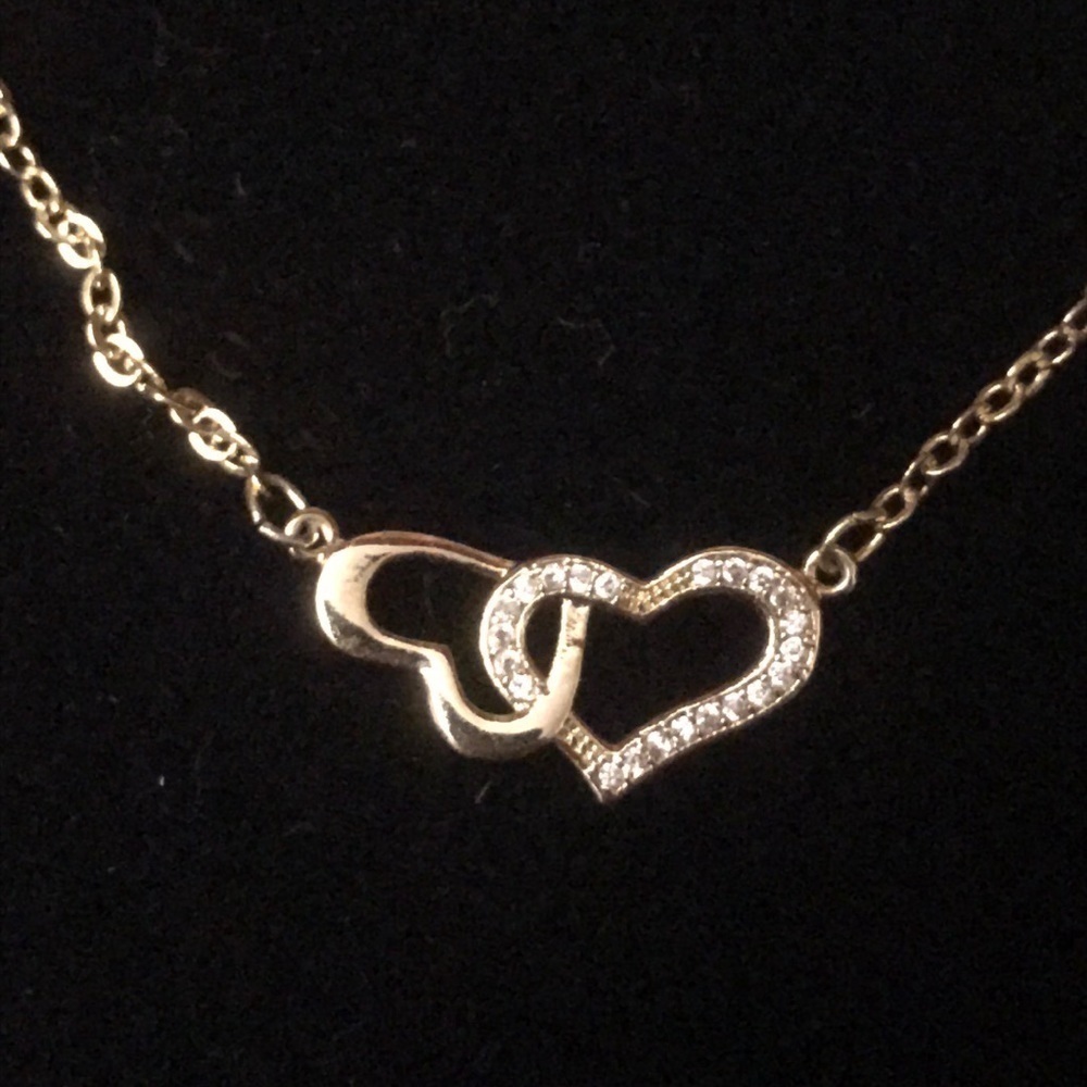 Gold plated heart necklace - Picture 2 of 4